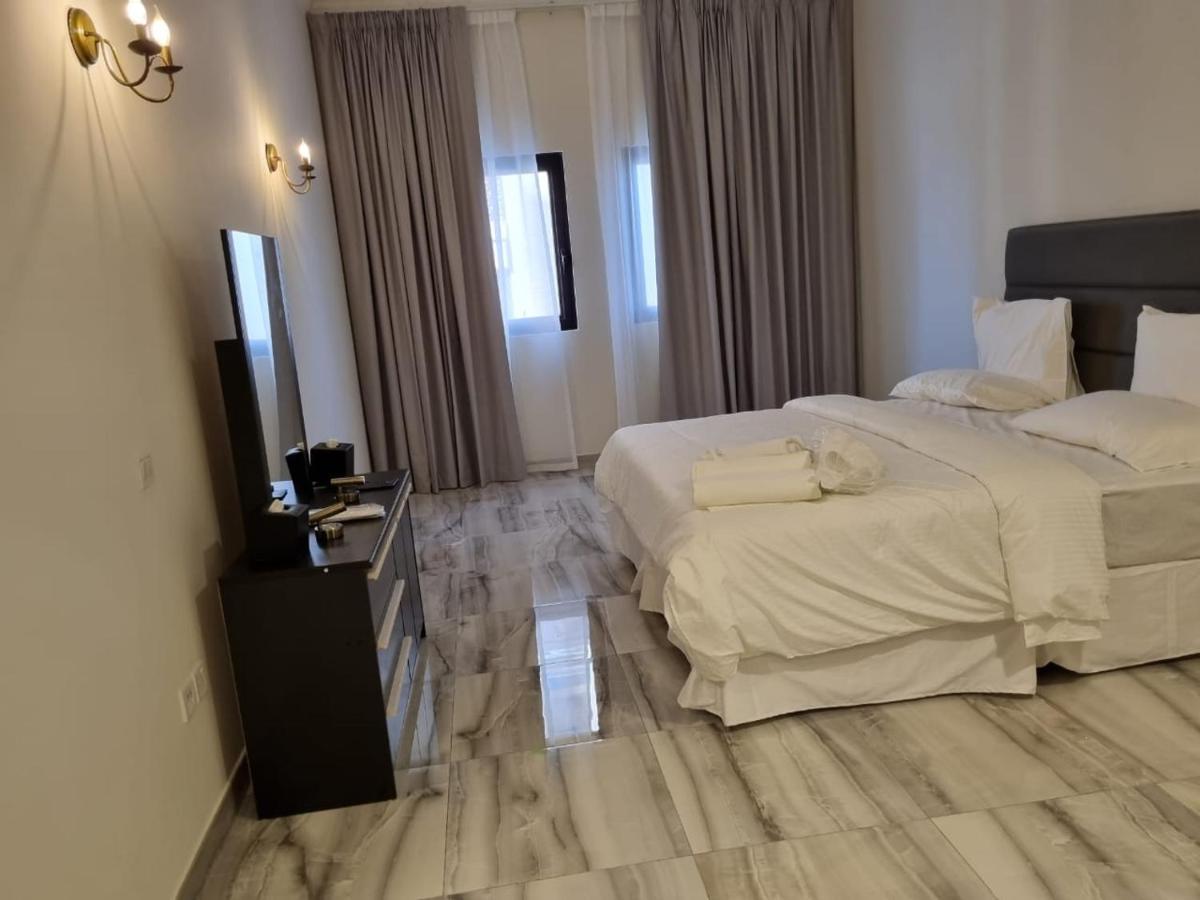 Grand Stay Holiday Homes Al Jaddaf ドバイ エクステリア 写真